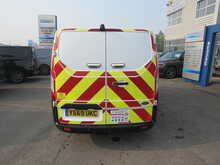 Ford Transit Custom 320 EcoBlue Euro 6 Van with air con work lamps racking 2.0 5dr Panel Van Manual Diesel - U11776