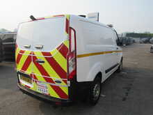 Ford Transit Custom 320 EcoBlue Euro 6 Van with air con work lamps racking 2.0 5dr Panel Van Manual Diesel - U11776