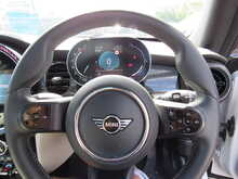 MINI Hatch Cooper Exclusive Automatic 1.5 Petrol High Spec - U11783