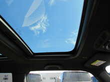 MINI Hatch Cooper Exclusive Automatic 1.5 Petrol High Spec - U11783