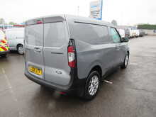 Ford Transit Courier EcoBlue Limited Euro 6 with Rear camera heated seats ply line - U11805