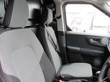 Ford Transit Courier EcoBlue Limited Euro 6 with Rear camera heated seats ply line - U11805