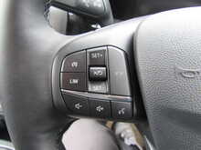 Ford Transit Courier EcoBlue Limited Euro 6 with Rear camera heated seats ply line - U11805
