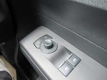 Ford Transit Courier EcoBlue Limited Euro 6 with Rear camera heated seats ply line - U11805