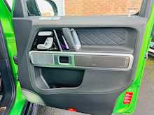 2022/72 MERCEDES BENZ G63 BRABUS G700 + 1 OF 1 HELL GREEN + EVERY OPTION TICKED