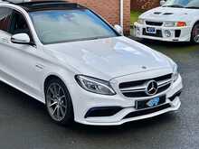 2017 MERCEDES C63 V8 BI TURBO SALOON + 24K MILES + 470BHP + PAN SUNROOF