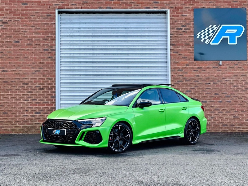 2.5 TFSI Vorsprung Saloon 4dr Petrol S Tronic quattro Euro 6 (s/s) (400 ps)