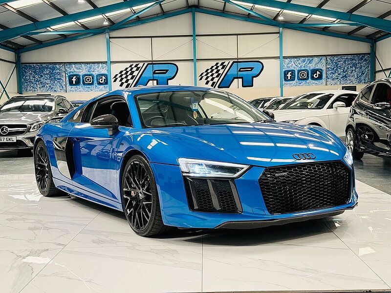 5.2 FSI V10 Plus Coupe 2dr Petrol S Tronic quattro Euro 6 (s/s) (610 ps)