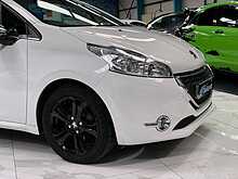 2013/13 PEUGEOT 208 1.6 ALLURE EDITION + AUTO + NAVIGATION + 34K MILES FSH