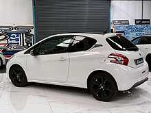 2013/13 PEUGEOT 208 1.6 ALLURE EDITION + AUTO + NAVIGATION + 34K MILES FSH