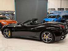 2014 FERRARI CALIFORNIA V8 COMVERTIBLE + CERAMICS + CARBON PACK + 15K OF OPTIONS + 22K MILES FSH