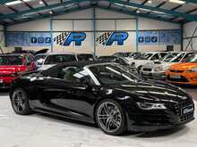 2010/60 AUDI R8 V10 SPYDER + RARE MANUAL!! + ONLY 35K MILES FSH