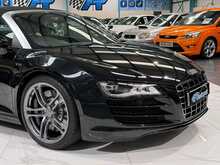 2010/60 AUDI R8 V10 SPYDER + RARE MANUAL!! + ONLY 35K MILES FSH