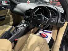 2010/60 AUDI R8 V10 SPYDER + RARE MANUAL!! + ONLY 35K MILES FSH