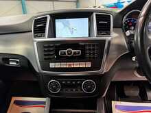 2014 MERCEDES BENZ ML250 BLUETEC SE + HEATED SEATS + COMMAND