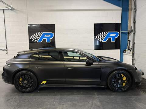 Performance Plus 93.4kWh Turbo S Sport Turismo 5dr Electric Auto 4WD (11kW Charger) (761 ps)