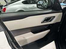 2017/67 LAND ROVER RANGE ROVER VELAR SD6 V6-R DYNAMIC S + PAN ROOF + MORE