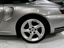 2002/52 PORSCHE 911 996 TURBO + 16X SERVICE STAMPS + STUNNING EXAMPLE