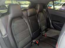 2017 MERCEDES GLA200D AMG LINE SUV + DIESEL + 69K MILES FSH