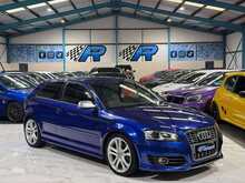 2010/60 AUDI S3 + S TRONIC + SPECIAL ORDER PAINT + EXCLUSIVE INTERIOR + MORE