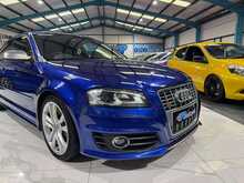2010/60 AUDI S3 + S TRONIC + SPECIAL ORDER PAINT + EXCLUSIVE INTERIOR + MORE