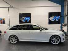 2013/63 AUDI RS4 AVANT 4.2 V8 + SUZUKA GREY PAINT + SPORTS PACKAGE + B&O