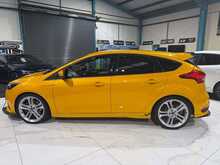 2015/65 FORD FOCUS ST-3 PETROL + STAGE 1 + MAXTON STYLING KIT + ONLY 34K MILES FSH