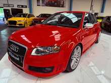 2006 AUDI RS4 4.2 V8 SALOON + 56K MILE FSH + WINGBACKS + TRULY STUNNING EXAMPLE THROUGH OUT