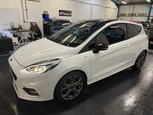 2017/67 FORD FIESTA ST X LINE 1.0 + 125BHP + ALLOYS + SAT NAVIGATION