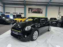 2015 MINI COOPER-S + 192BHP + CHILLI PACK + 4K OPTIONS