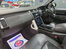 2021/21 LANDROVER RANGE ROVER VOGUE 3.0 SDV6 + FULL SVO STYLNG KIT + PAN ROOF & MORE