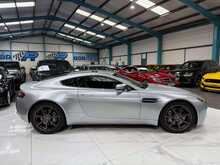 2007 ASTON MARTIN VANTAGE 4.3 V8 COUPE + 12X SERVICE STAMPS + 380BHP + SAT NAVIGATION