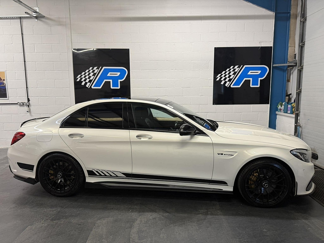 Mercedes-Benz C Class C63 V8 BiTurbo AMG - U2297