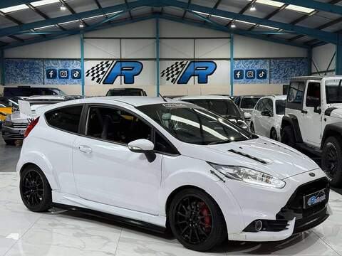 1.6T EcoBoost ST-2 Hatchback 3dr Petrol Manual Euro 5 (182 ps)