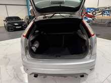 2011/11 FORD FOCUS ST-2 + SILVER + 41K MILES FSH + ORIGINAL CAR