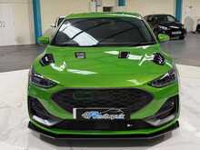 2023 FORD FOCUS ST 5 DOOR + MEAN GREEN PAINT + STAGE 2+ & UPGRADES