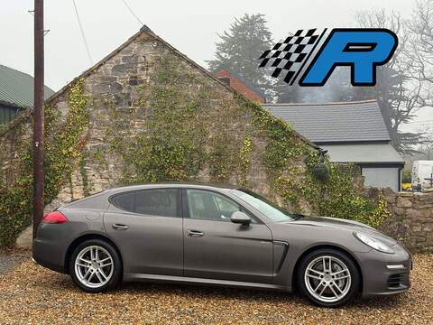 3.0D V6 Hatchback 5dr Diesel TiptronicS Euro 5 (s/s) (300 ps)