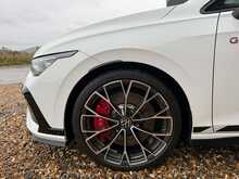 2024/74 VW GOLF GTI CLUBSPORT MK8.5 - DSG - HARMAN KARDON - SAT NAV - 300BHP