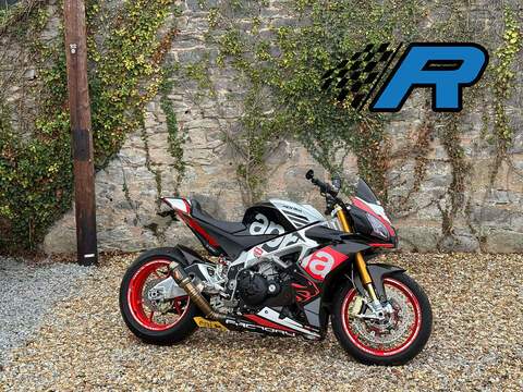 1100 Factory Naked Petrol Manual (175 ps)