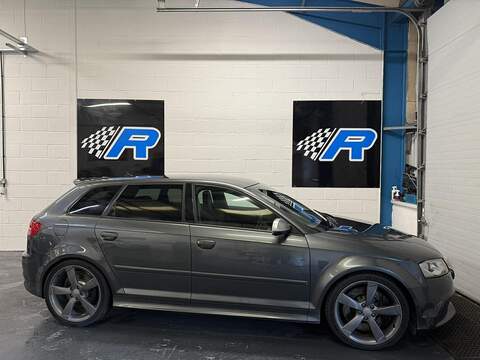 2.5 TFSI Sportback 5dr Petrol S Tronic quattro Euro 5 (340 ps)