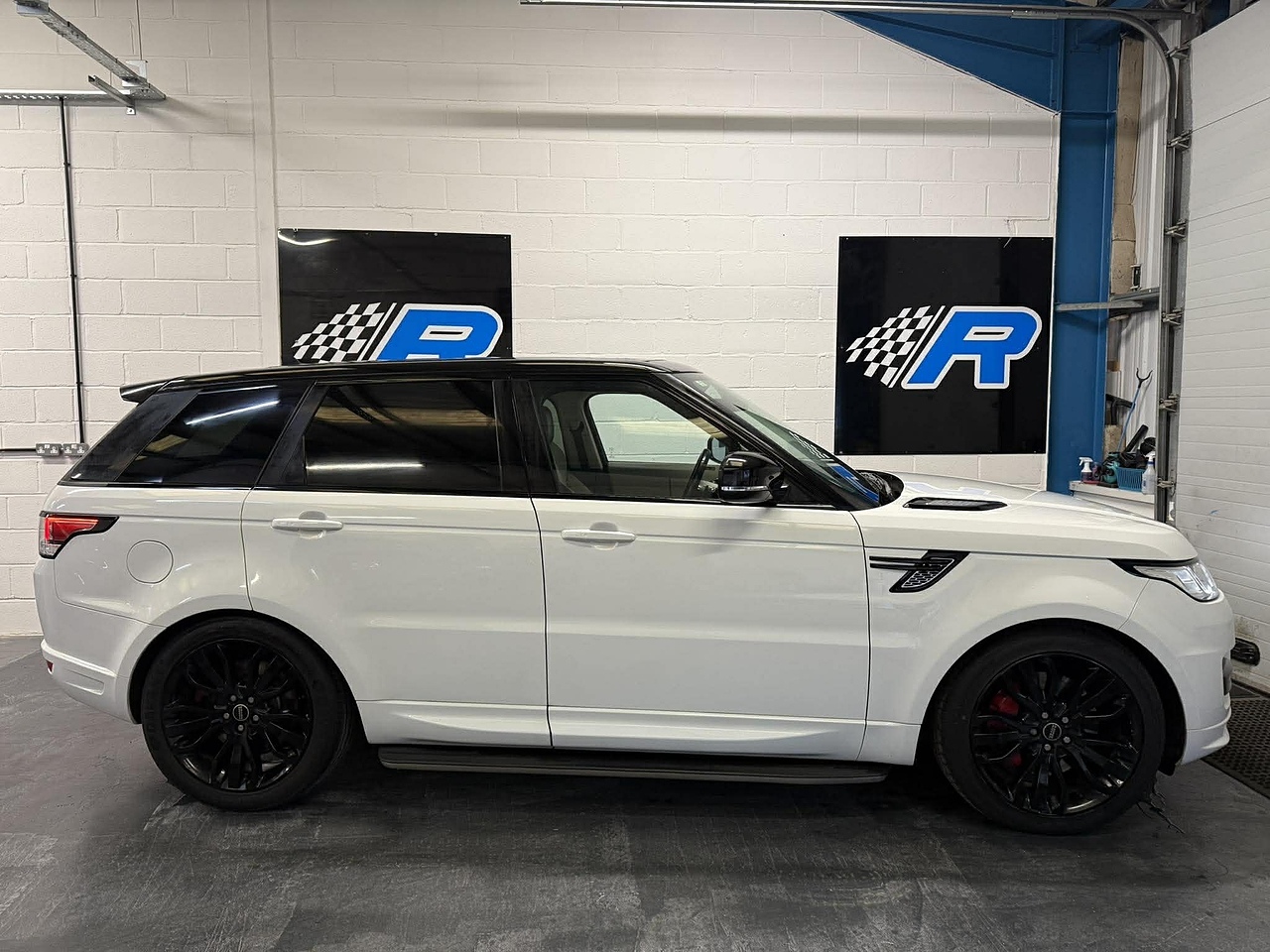 Land Rover Range Rover Sport SD V6 Autobiography Dynamic - U2391