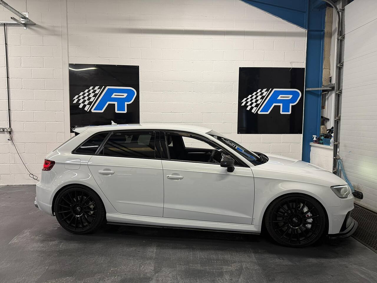 Audi RS3 TFSI - U2392