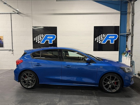 FORD FOCUS T ECOBOOST MHEV ST LINE X EDITION MANUAL PETROL 2020 52,000 MLS...