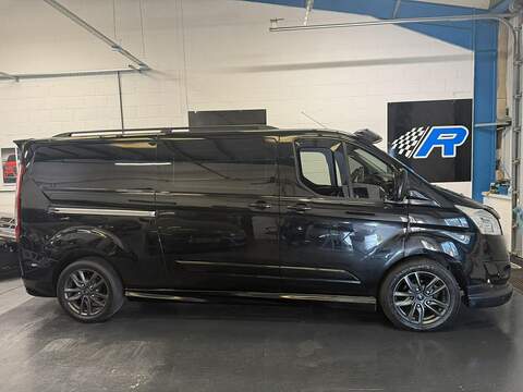 2.2 TDCi 290 Limited Panel Van 5dr Diesel Manual L1 H1 (186 g/km, 153 bhp)