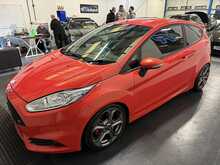 2015/65 FORD FIESTA ST-2 + ONLY 43K MILES FFSH - 10X FORD STAMPS