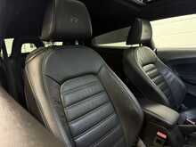 2015 VW SCIROCCO R + DSG + AIR RIDE + LEATHER + PAN ROOF + NAVIGATION