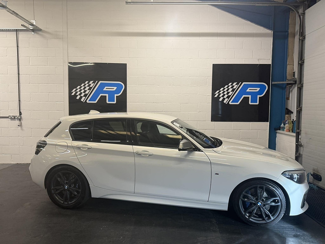 BMW 1 Series M140i Shadow Edition - U2406