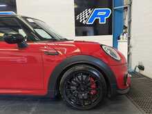 2015 MINI JCW WORKS + OVER 10K FACTORY OPTIONS INC PANROOF + NAVIGATION
