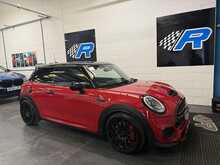 2015 MINI JCW WORKS + OVER 10K FACTORY OPTIONS INC PANROOF + NAVIGATION