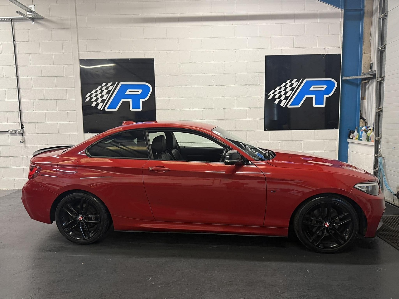 BMW 2 Series 220d M Sport - U2414